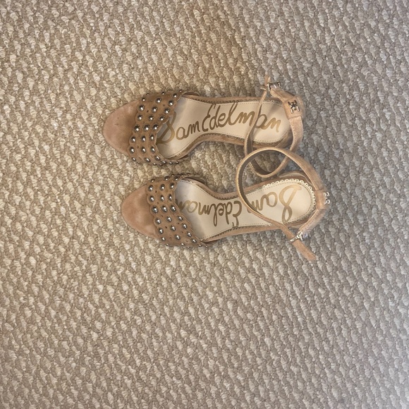 Sam Edelman Tan/Nude Heels - Picture 2 of 7